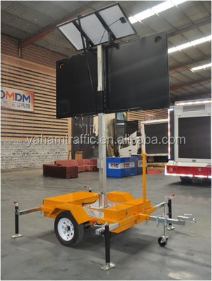 De mobiele Aanhangwagen van IP56 VMS ondertekent Digitale LEIDEN Reclameaanplakbord
