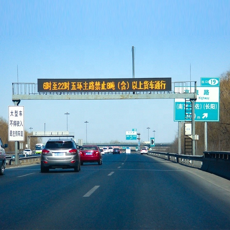 P12 - P20 EN12966 Verkeersvariabel berichtbord Asynchrone besturing voor gebruik op de weg in de stad
